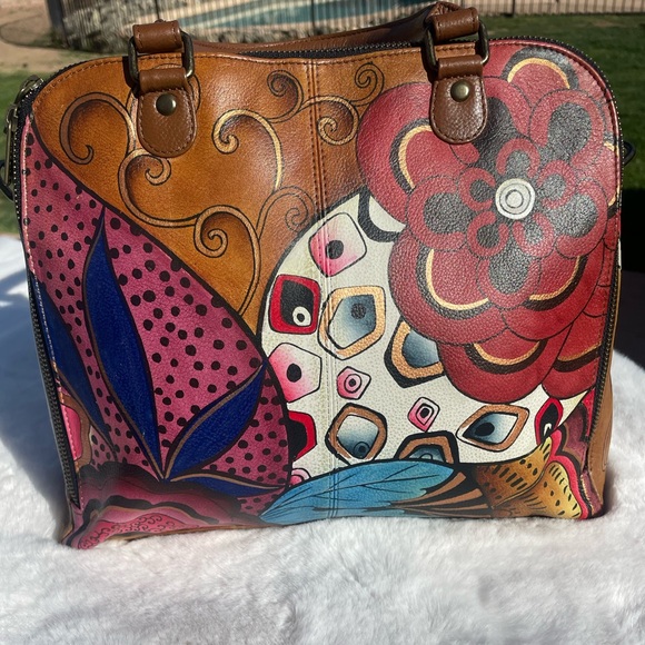 💕NWOT ANUSCHKA GENUINE LEATHER Hand Painted Floral Crossbody Satchel handbag💕 - Picture 3 of 11